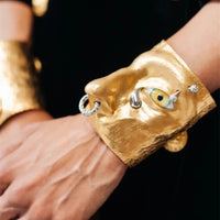 The All-Seeing Bracelet